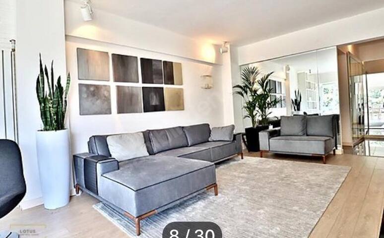 Modern penthouse with view and in best trendy area gallery image 2