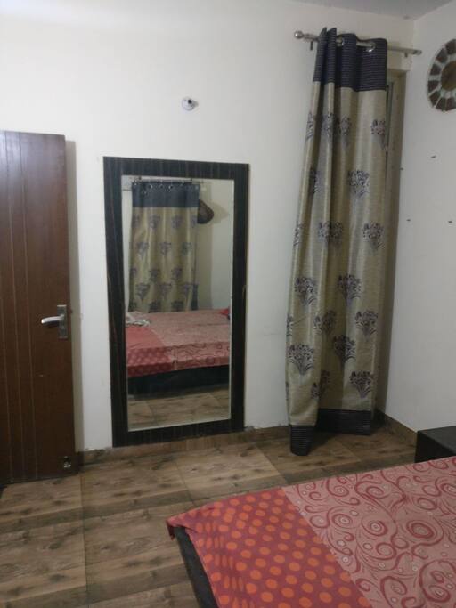 Bed room 1 side view