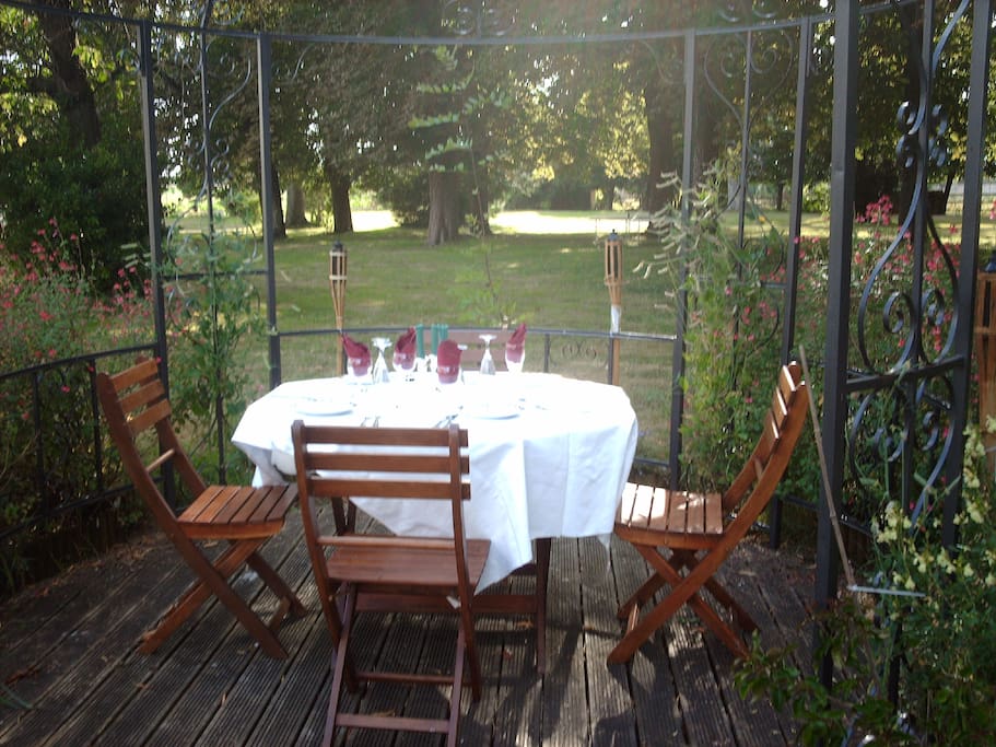 al fresco dining