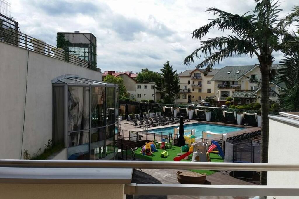 Widok z balkonu na patio