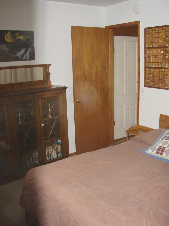 Downstairs Full Bedroom