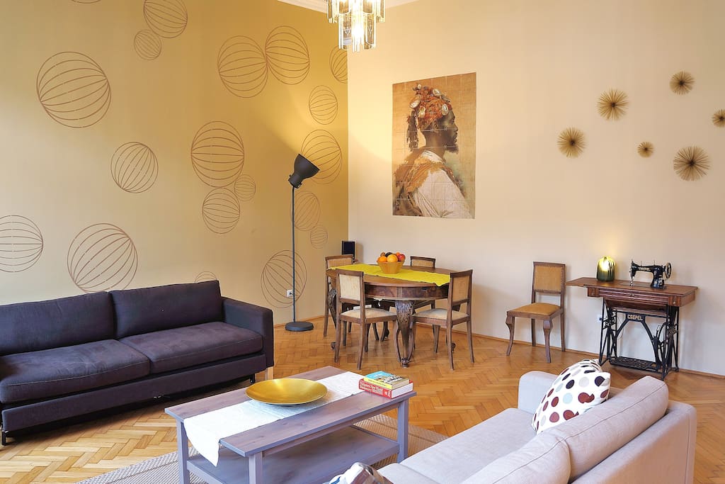 Living room with two sofas and dining corner
