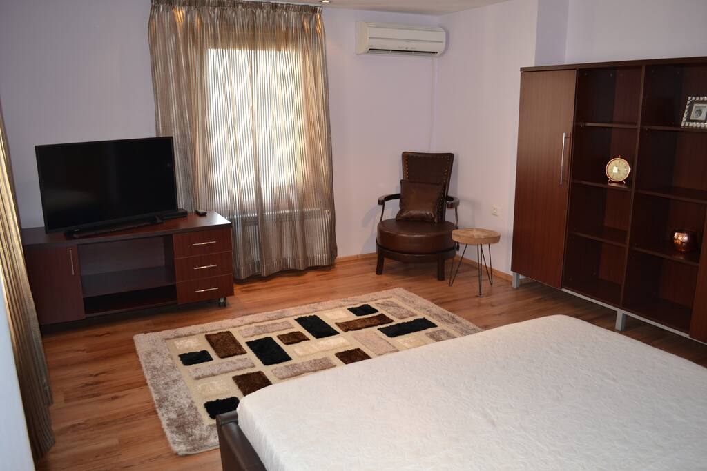 Bedroom/Living room
