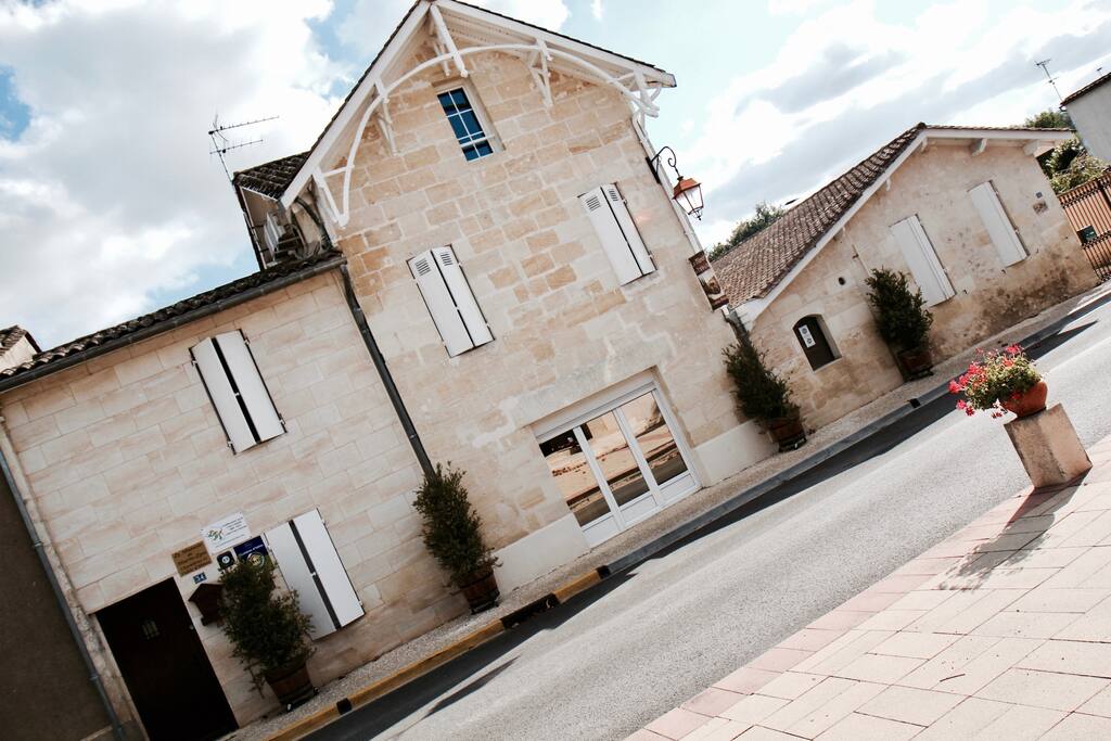 Le Manoir de Marie-Lou.