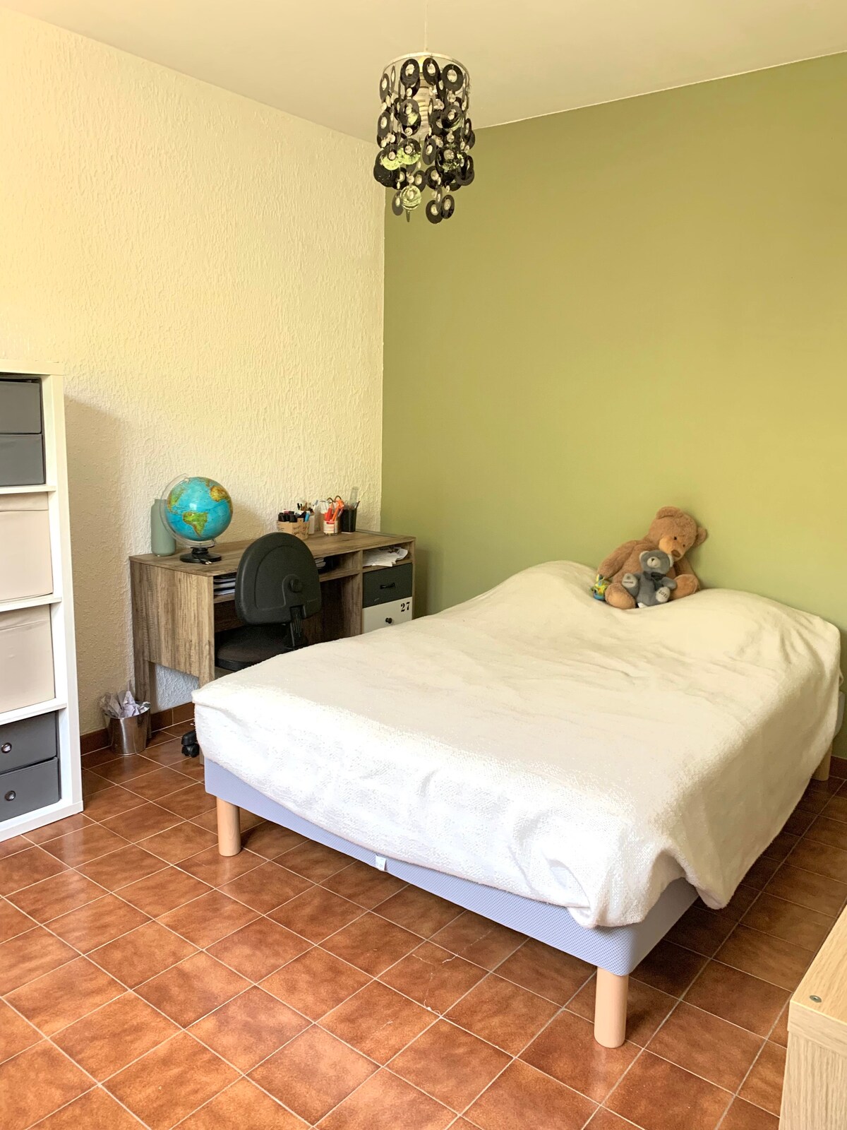 ห้องพักพร้อมเตียงคู่ 1 เตียง