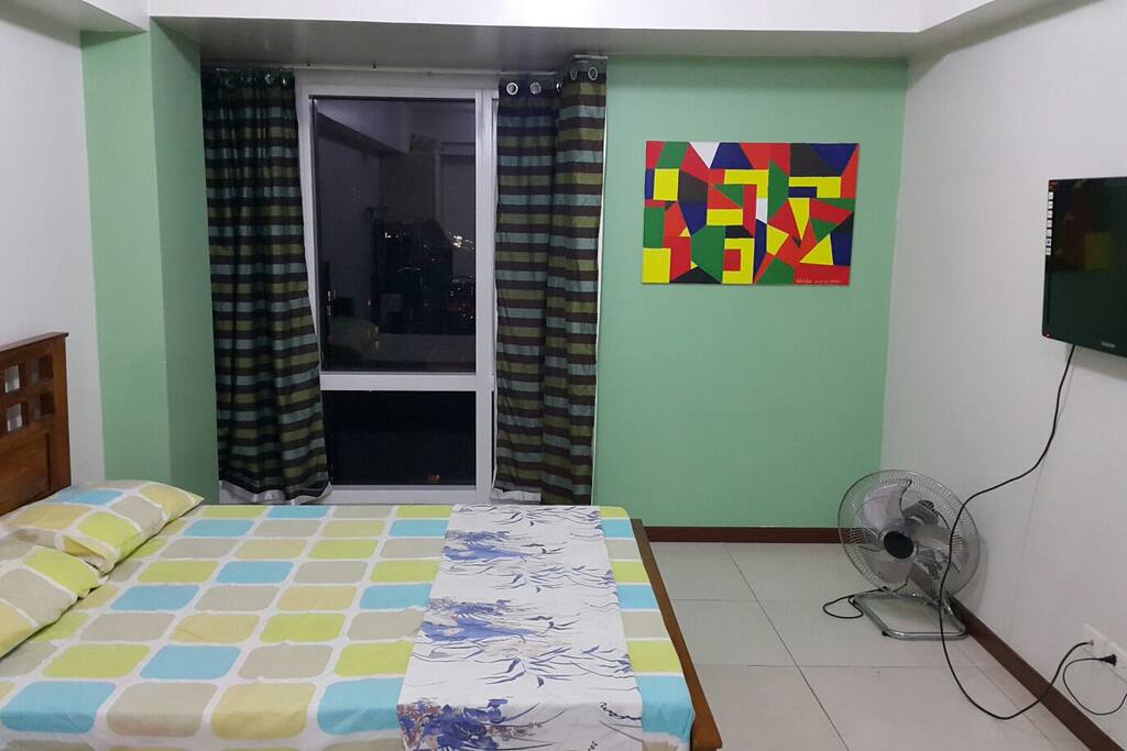 a Double bed size