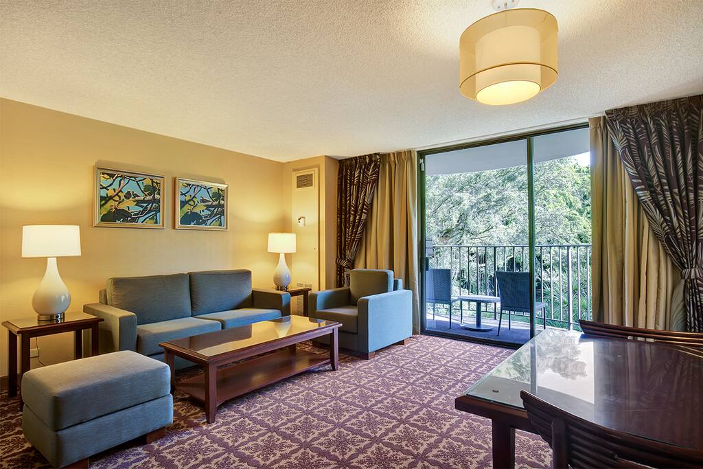 Junior Suite - Living Room
