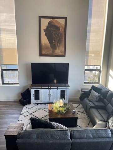 Montana Luxury Condo at its Best! gallery image 5