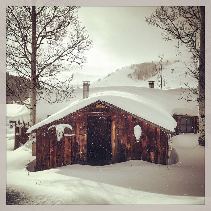 Calamity Trading Post• Galaxy Cabin Cabins for Rent in Walden