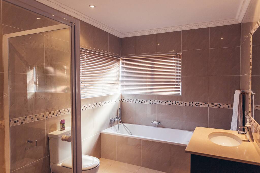 En suite bathrooms