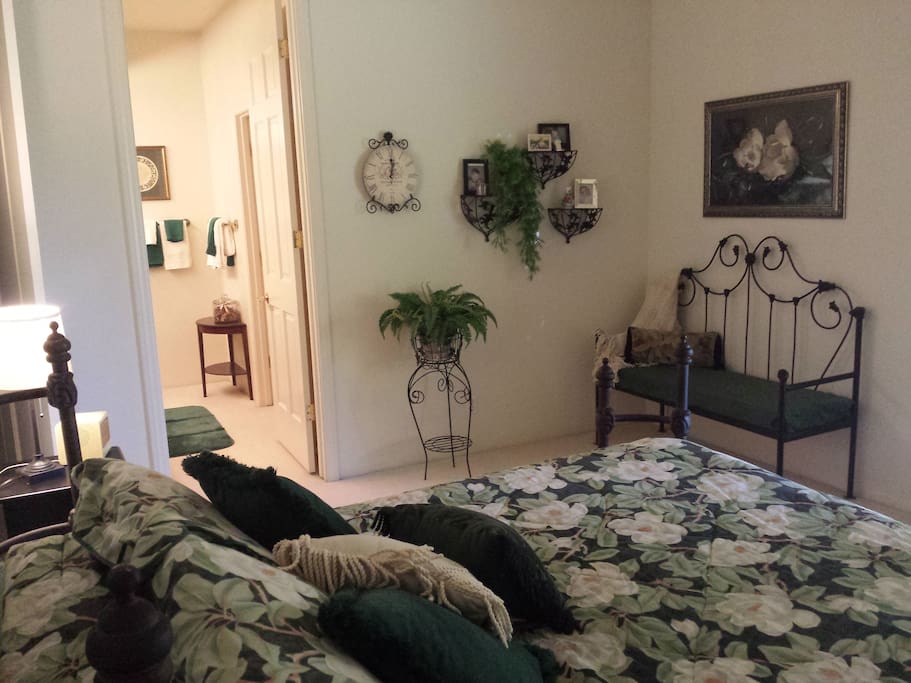 Spacious guestroom with attached private bathroom