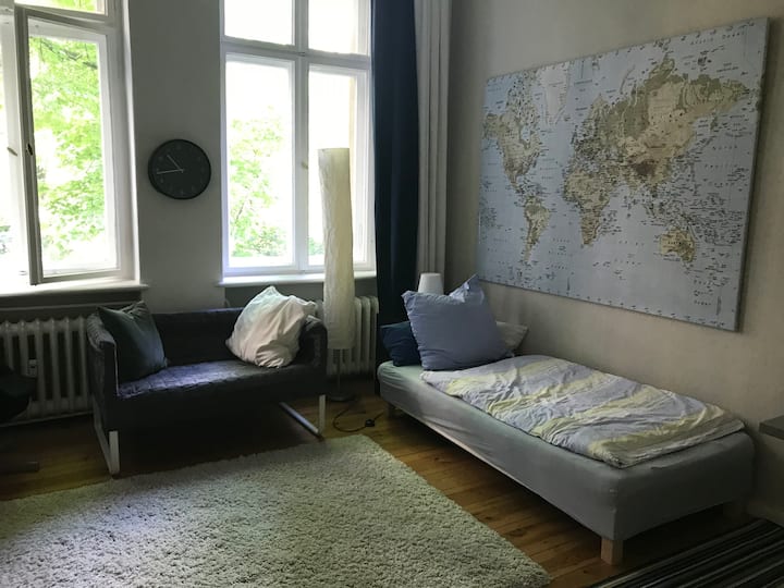 Quiet room only 10 min to Ku´damm