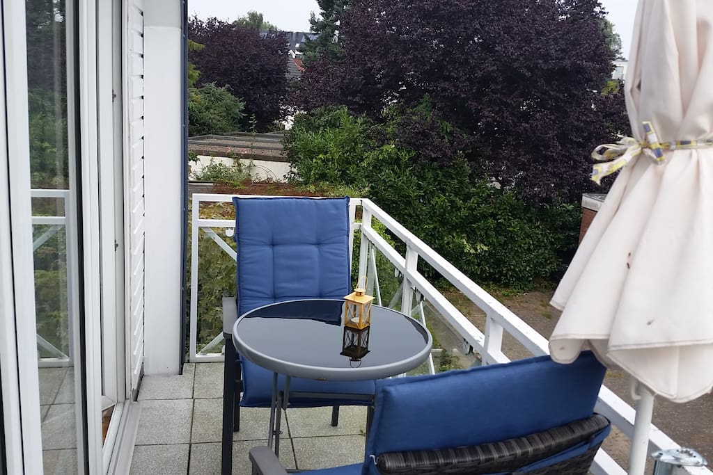 Süd-Ost Balkon mit Blick in die Gärten Richtung Ostsee