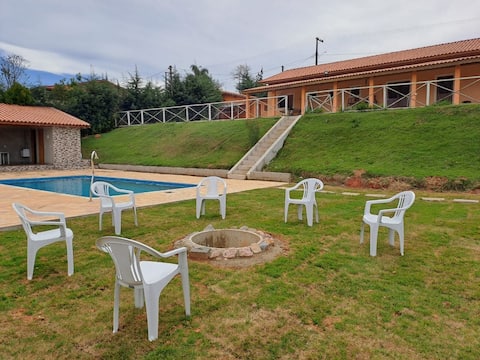 Chácara Recanto dos Pandas - View of the Mountains