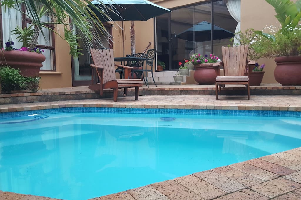 Crystal Blue Splash Pool