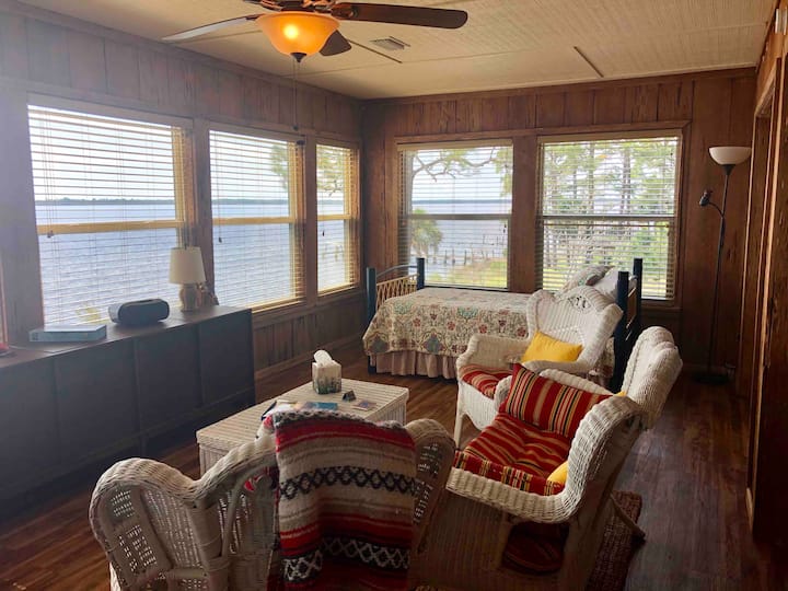 2 ห้องนั่งเล่น