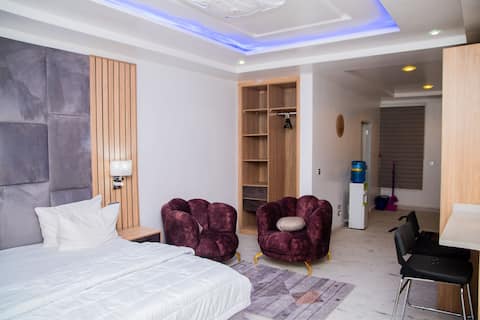 Roof top Studio+Gym+Pool Rhodabode Apt, Nile