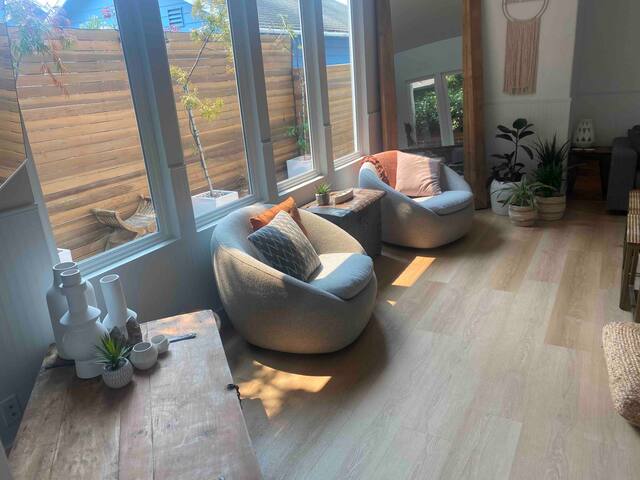 Santa Cruz Sea, Surf & Sand Sanctuary gallery image 2