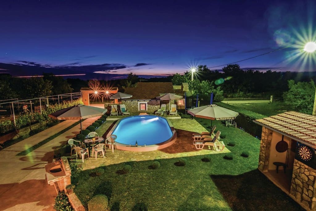 Holiday Home Swimming Pool