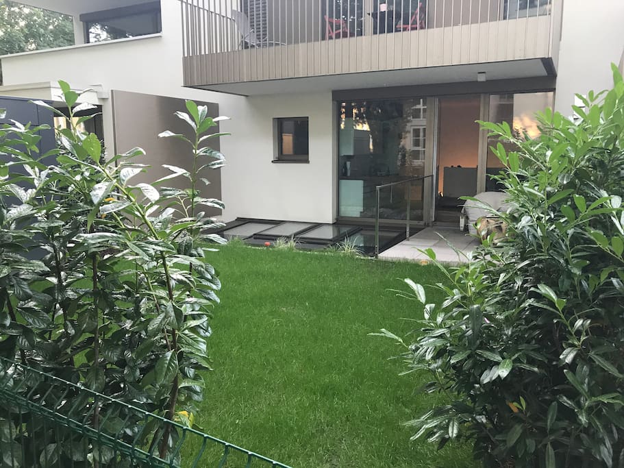 60qm Garten/ own garden