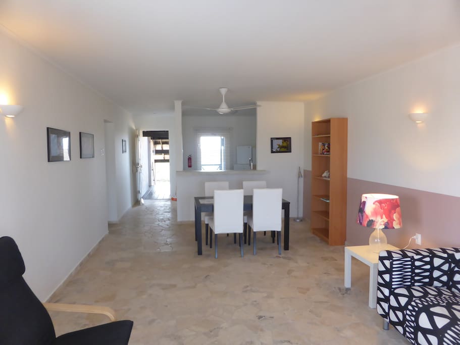 spacious living room, with dining area