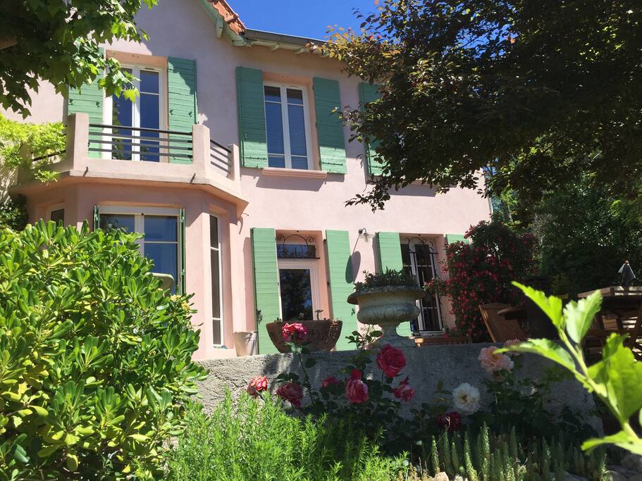 La façade Sud avec une exposition Sud