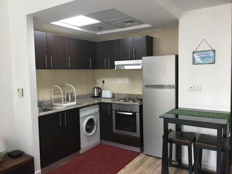 Fully Fitted Kitchen