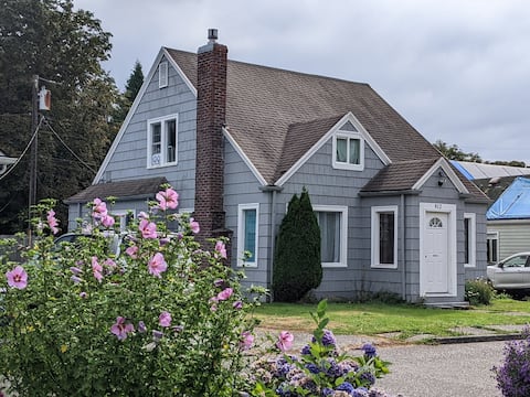 Classic 3 bedroom charmer in a quiet neighborhood