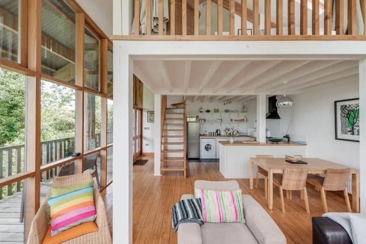 Cornish Country Treehouse photo 5