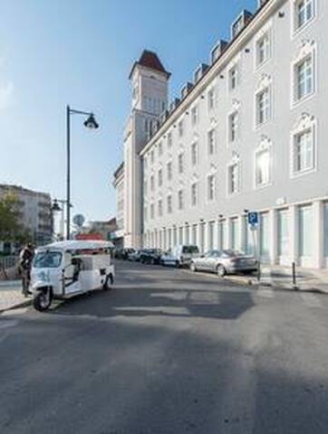 NEW! Modern apartment with LIFT/AC in Lisbon gallery image 3