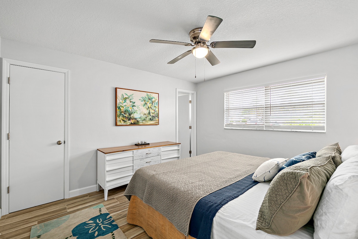 
Kitanda aina ya King kilicho na bafu la chumbani