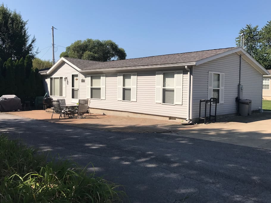 Catawba Island (Lake Erie) Marina House Cottages for Rent in Port