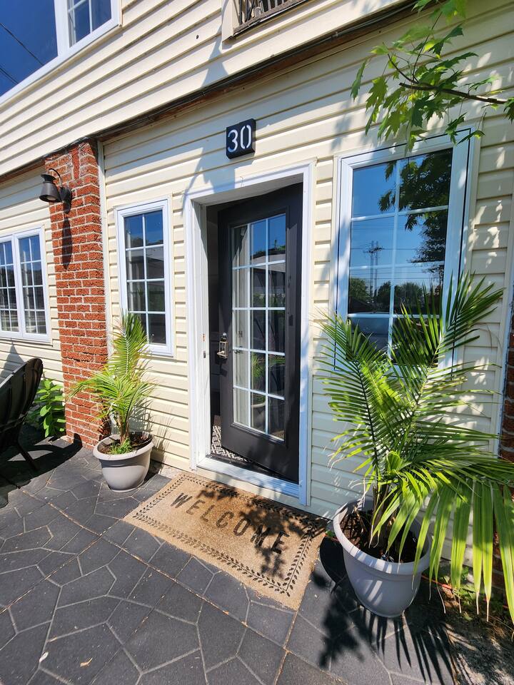 Cobourg Vacation Rentals & Homes Ontario, Canada Airbnb