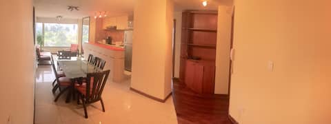 habitación con baño independiente en la Carolina