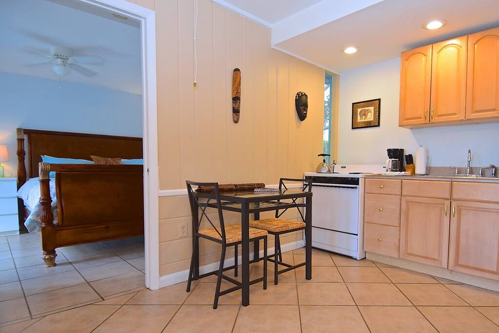 Full Kitchen