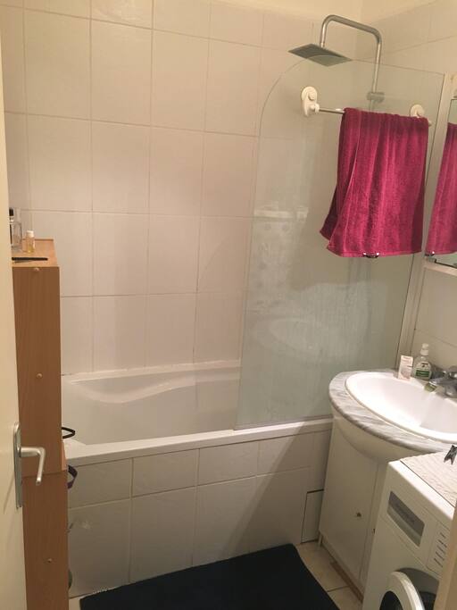 SDB avec baignoire