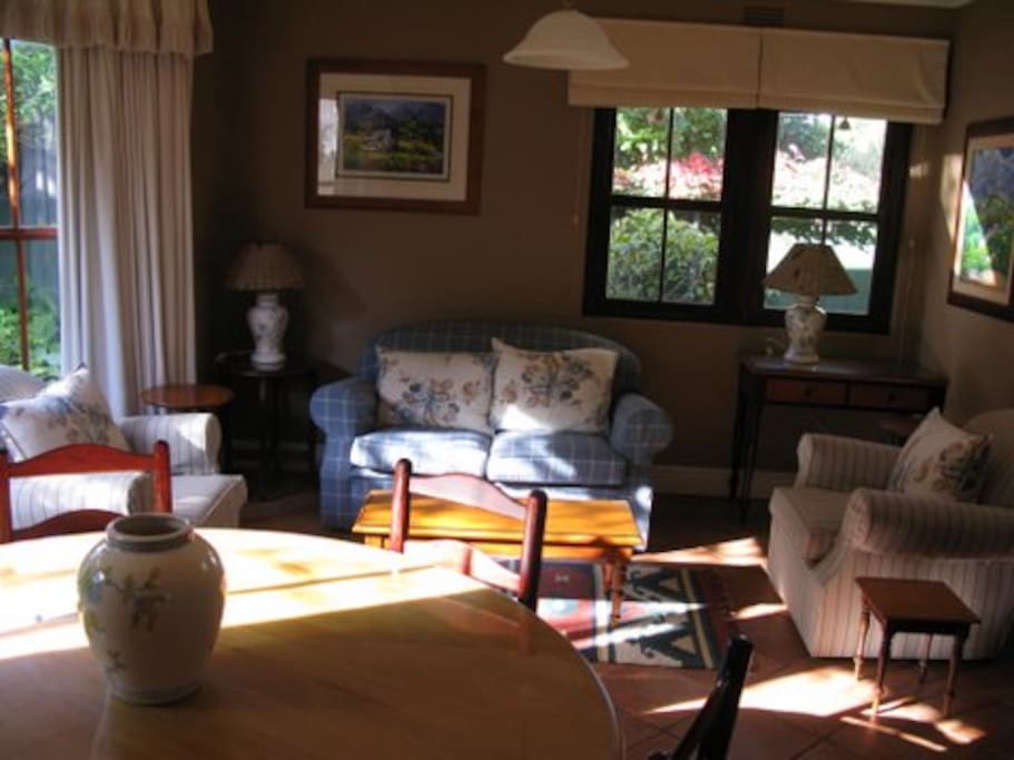 Living/dining room