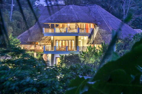 Jungle-View Estate, Spa, Yoga etc -Fully serviced-