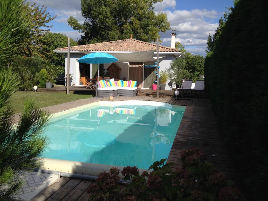 Jardin exposé plein sud piscine au sel 8x4
