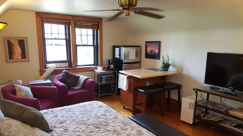 Airbnb Ames Ferienwohnungen Unterkunfte Nebraska