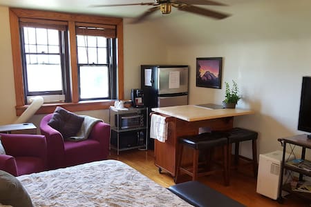 Private Studio in Historic Setting