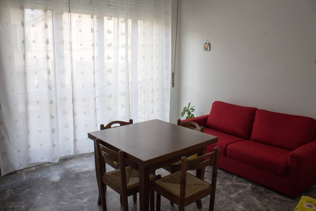 Salotto con balcone