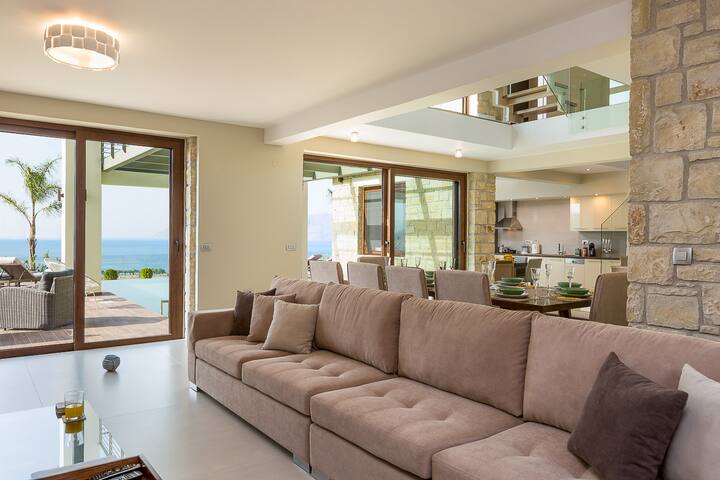 Villa Emilia, pool, seaview, luxury gallery image 2