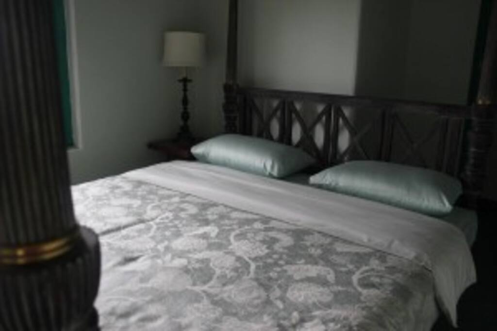 Master Bed Room
