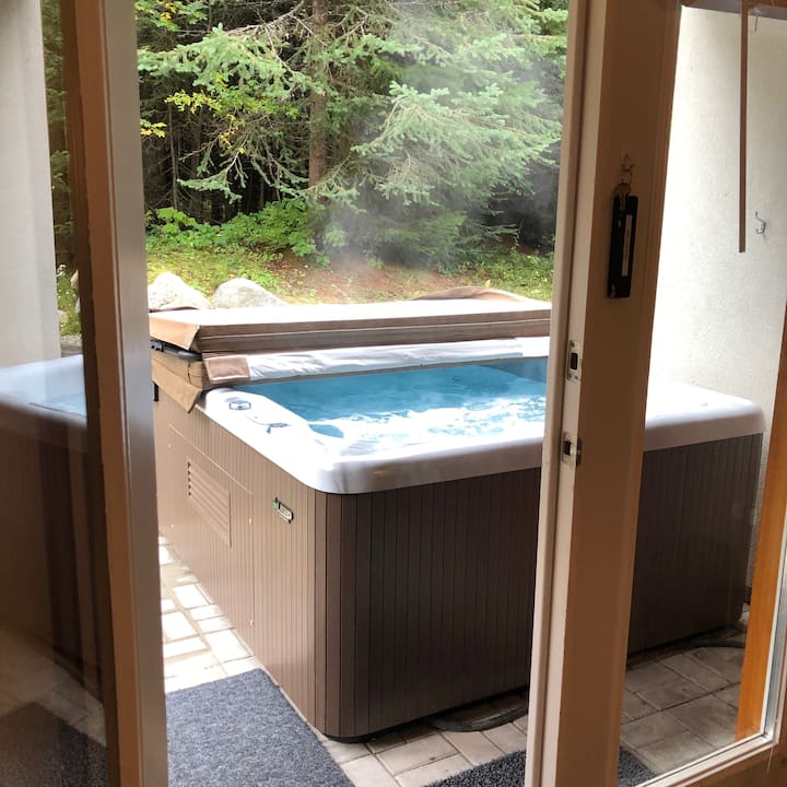 17 Timberline-Private hot tub/SKI-IN/main flr