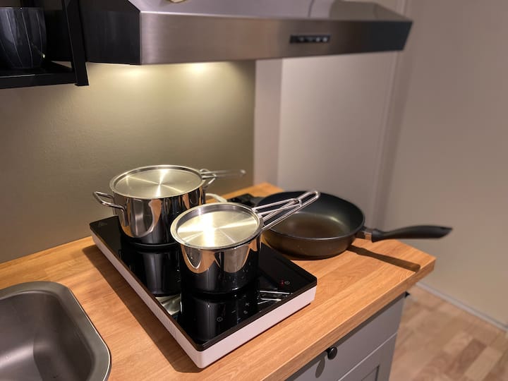 Apartment 10 min from city center, free parking.