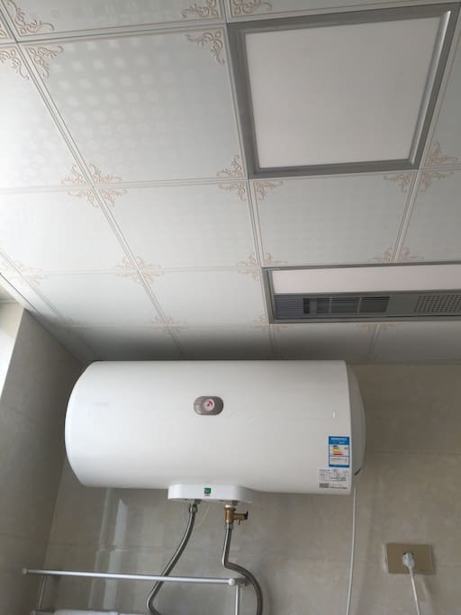 电热水器