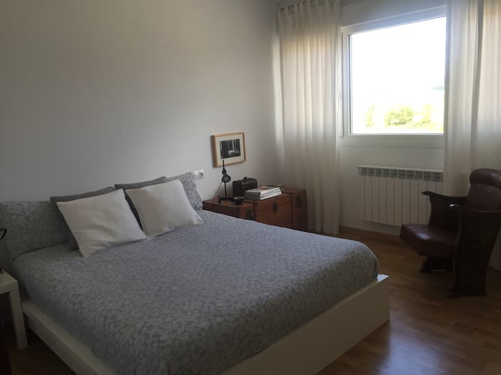 Ორსაძინებლიანი ბინა პირველ სართულზე