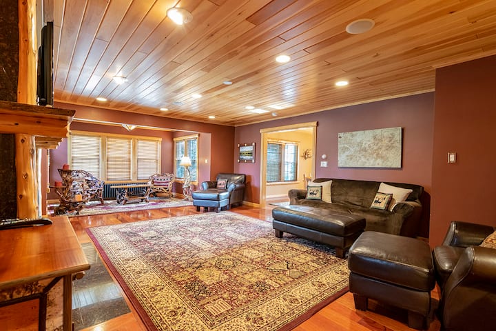 8 Bells 2025-str-0248 - Lake Placid, NY