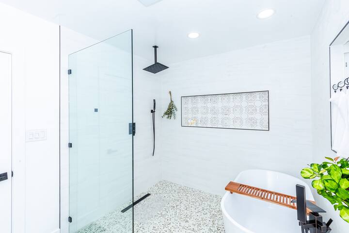 THE PerFect SPOT! 2 miles from SOFI & The FORUM gallery image 3